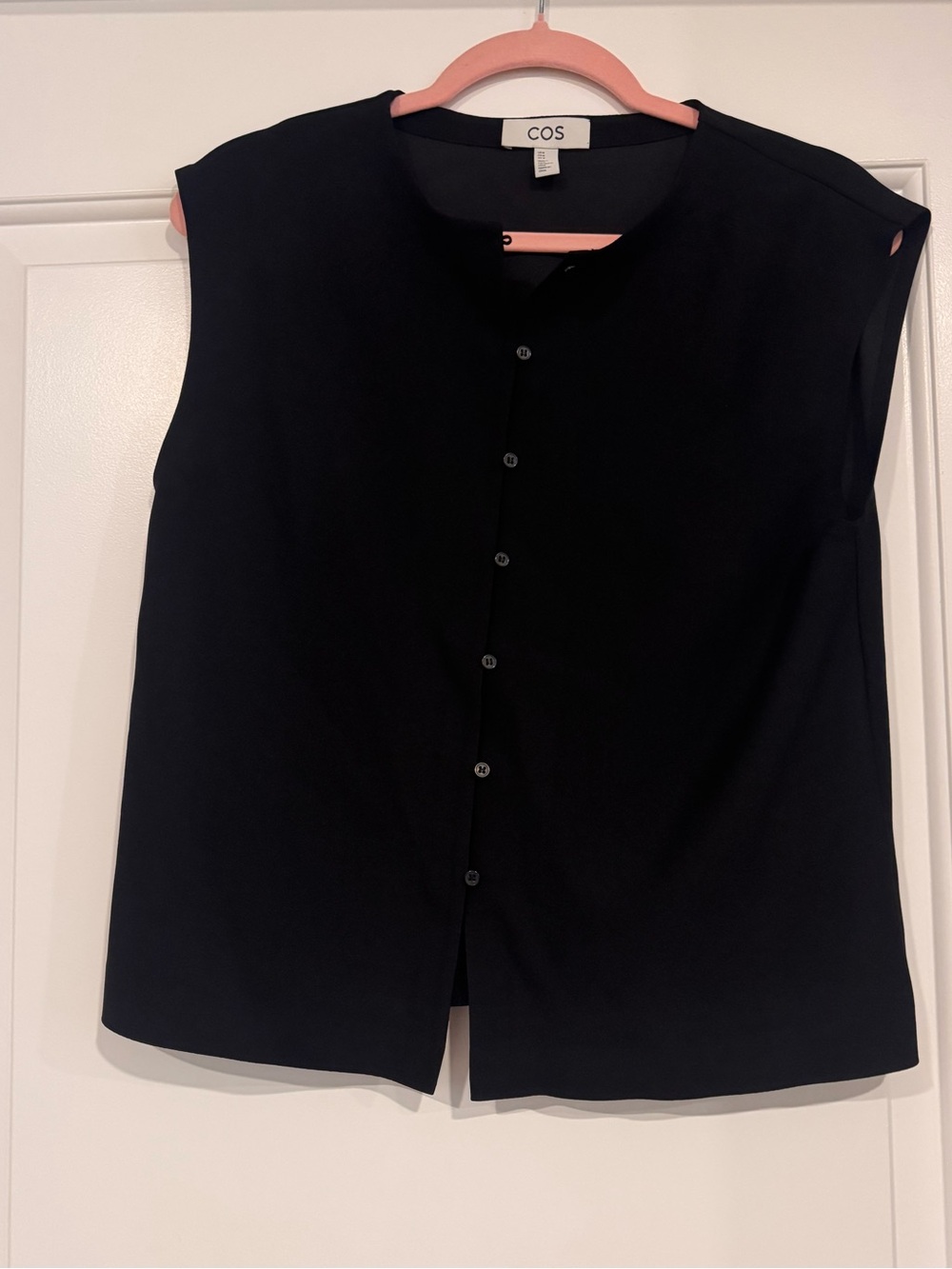 COS Vest Size:M